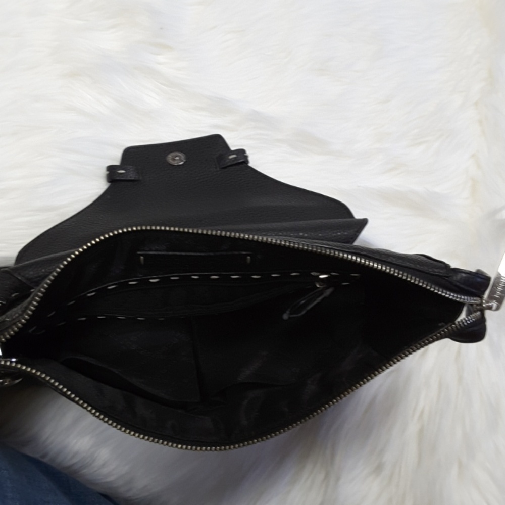 Authentic BCBGMaxAzria handbag - Picture 3 of 6